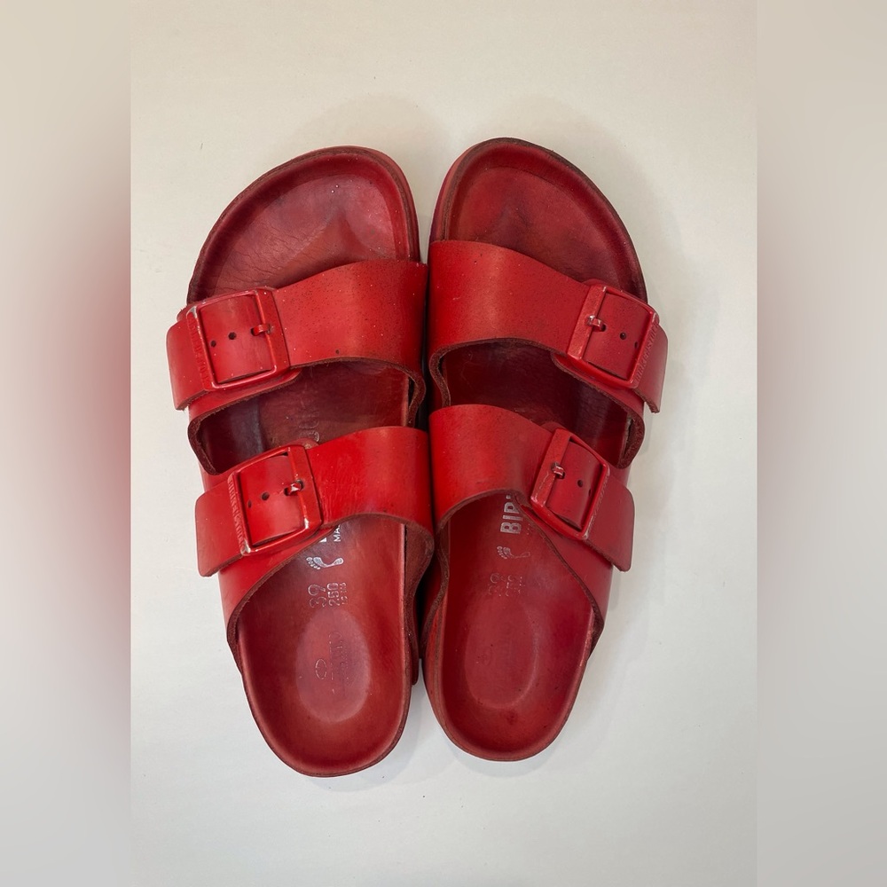 Valentino Garavani & Birkenstock Unisex Arizona Red‎ Leather Sandals Sz 8.5 (39) - Picture 2 of 14